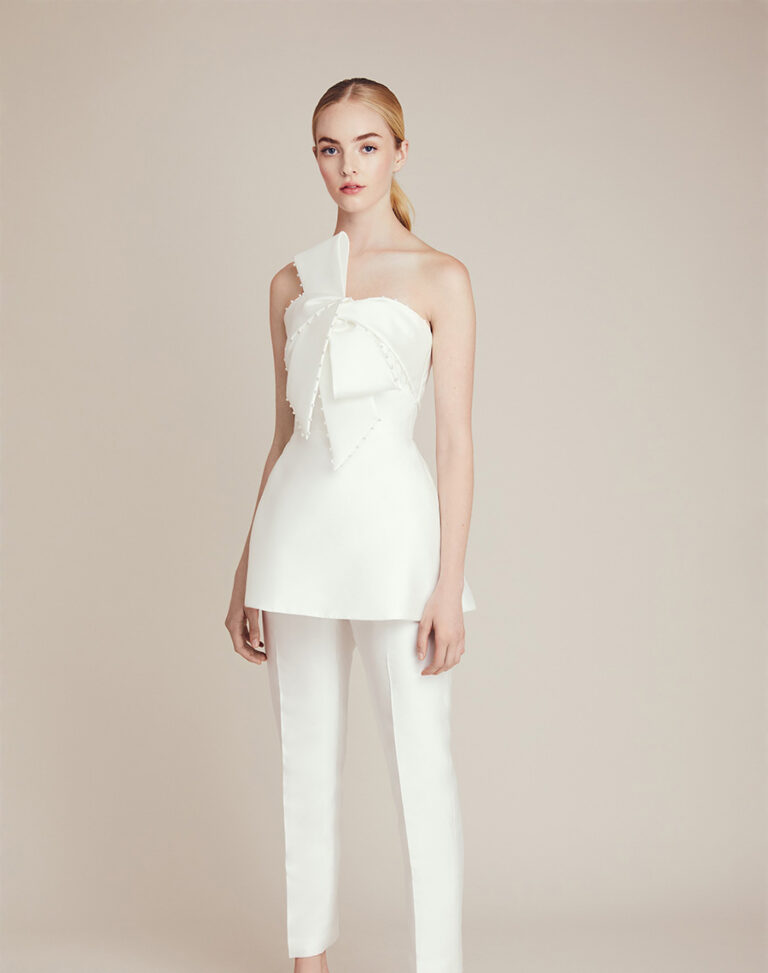 191004_LelaRose_Bridal_Fall_2020_14_Maldives_393_9821d0c6-ef4e-4414-ab30-efeef251a25d