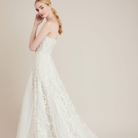 Collections 14 191004 LelaRose Bridal Fall 2020 5 Mickinley Park 150 800x1013 1